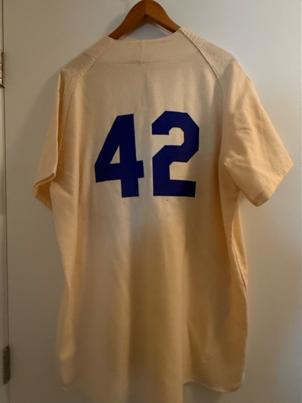 Mitchell & Ness Cooperstown Collection Jackie Robinson Dodgers Baseball Jersey - Picture 2 of 5